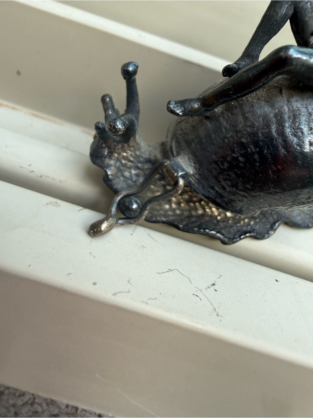 VTGE Mini Cast Metal Fairy Riding Snail Figurine Hinged Trinket Box, Marked B219 - Picture 7 of 9